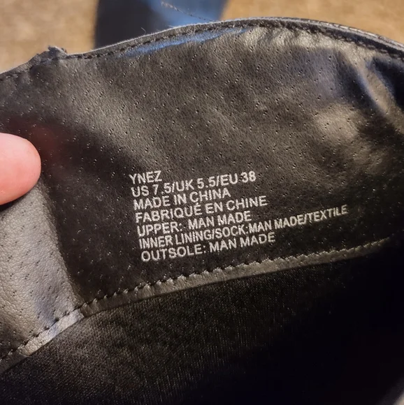 Shoedazzle Ynez black faux leather pointed toe wedge boots - Picture 13 of 16